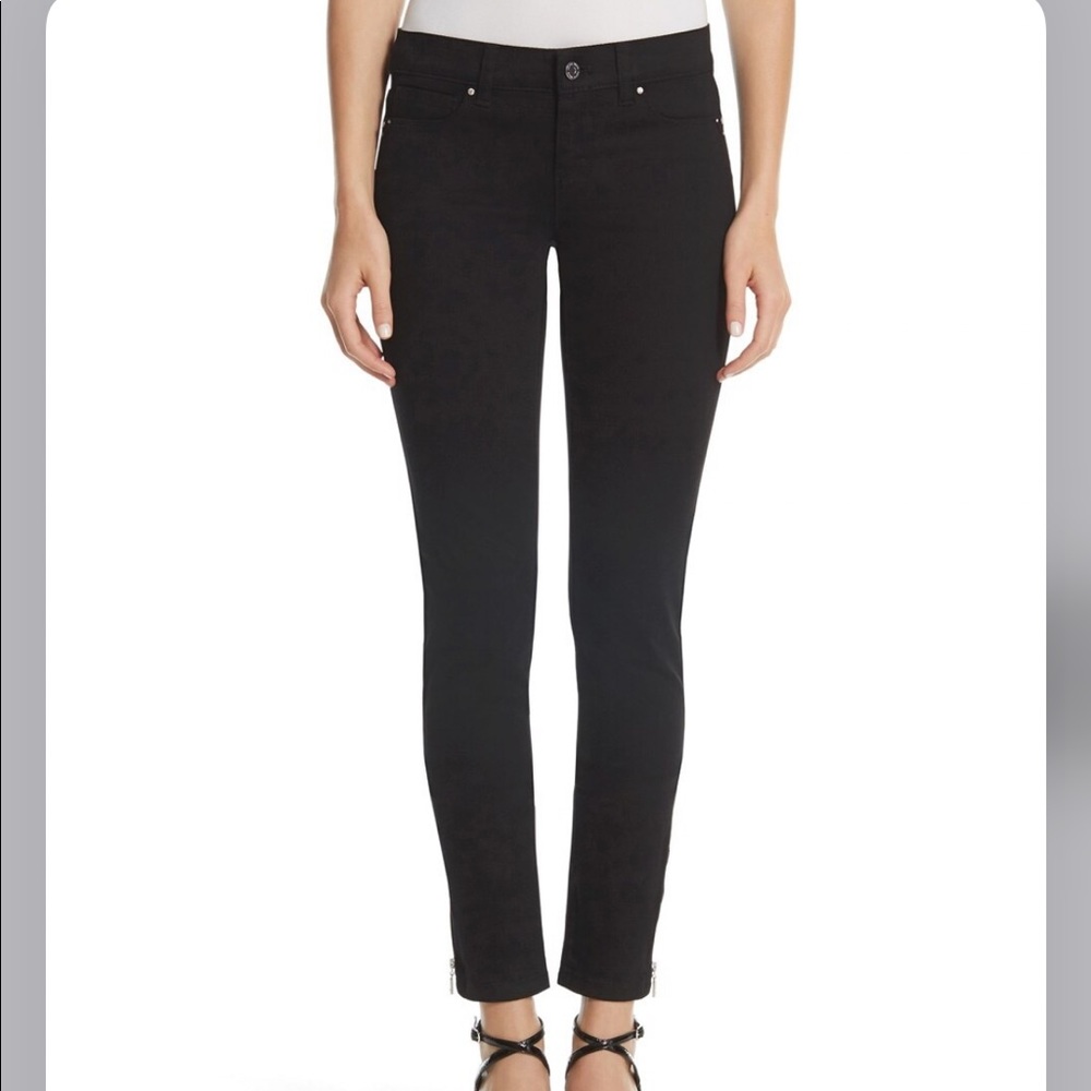 White House Black Market Skimmer Zip Black Jean